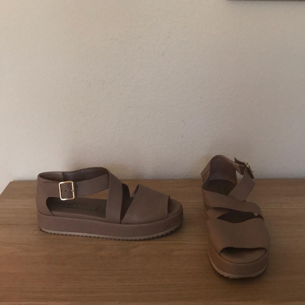 AGL Leather Platform Sandal